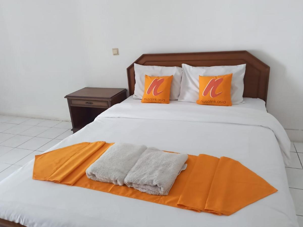 Hotel Sanashtri By Shm Bonorejo Zewnętrze zdjęcie
