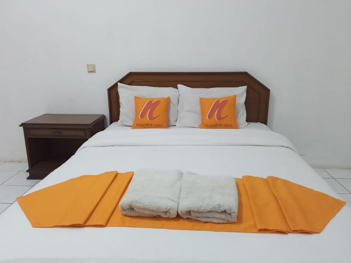 Hotel Sanashtri By Shm Bonorejo Zewnętrze zdjęcie